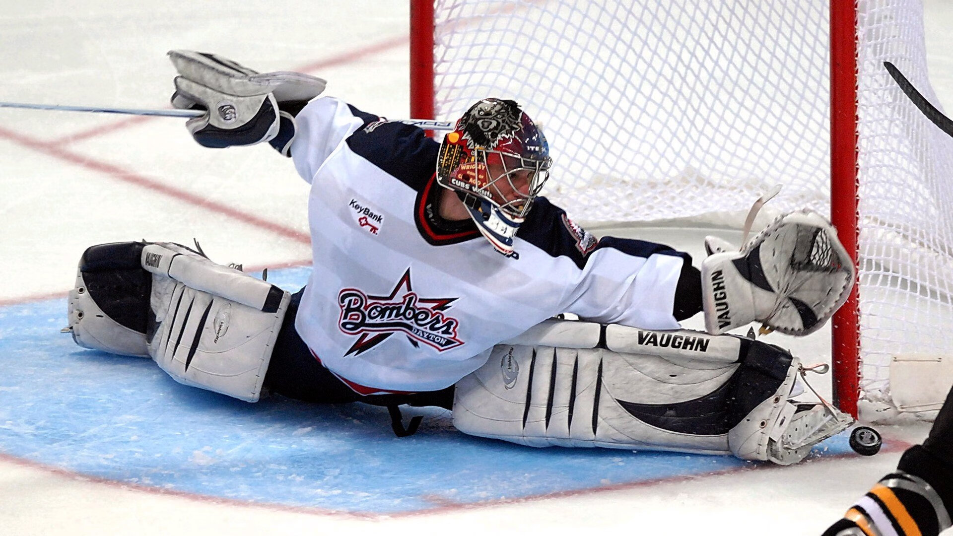 【罚分细则】裁判如何判定罚分？详尽规则揭秘，裁判判罚违例的手势是什么