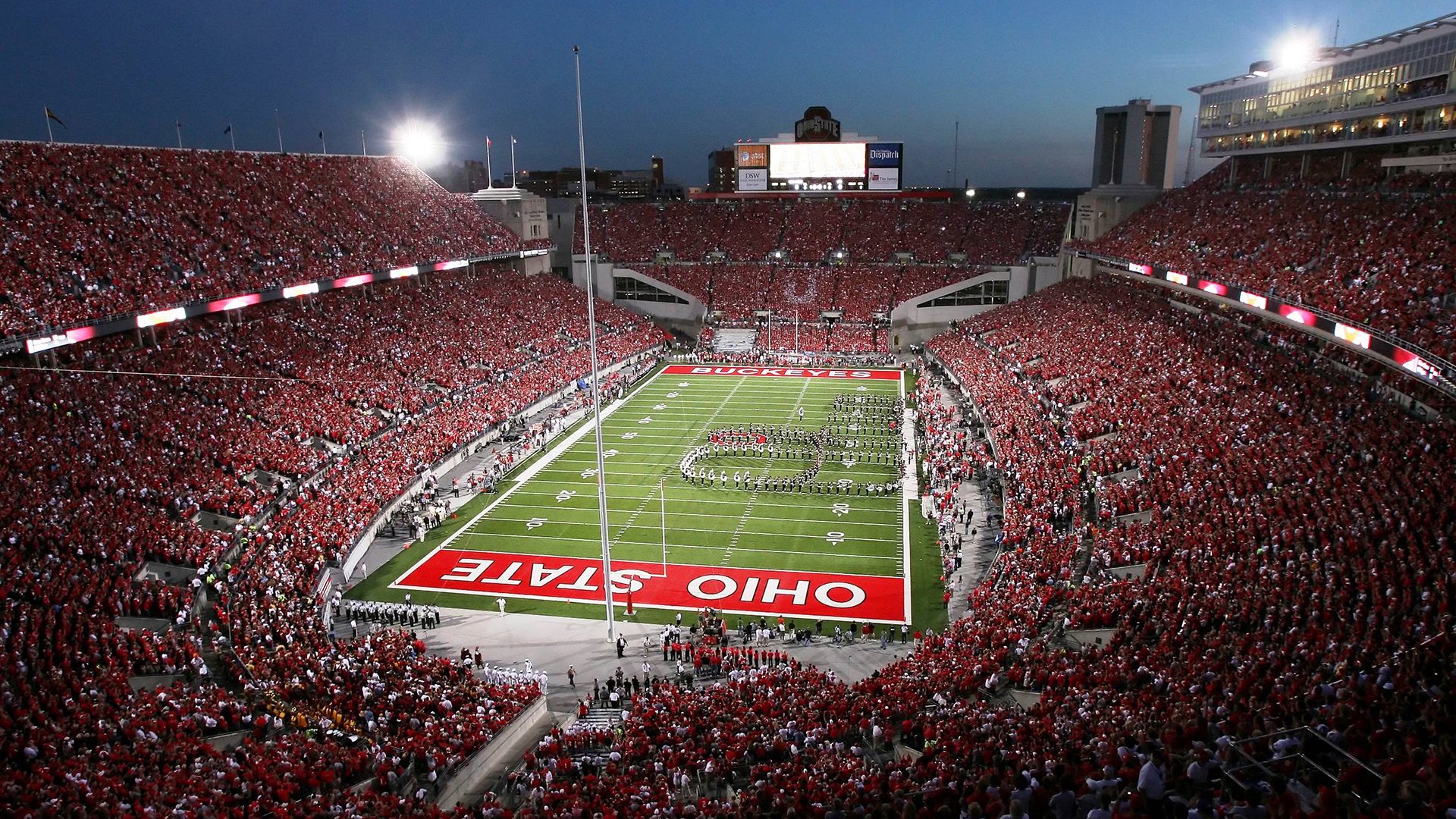 年輕球員表現出色，獲得關注和讚賞，年轻球队