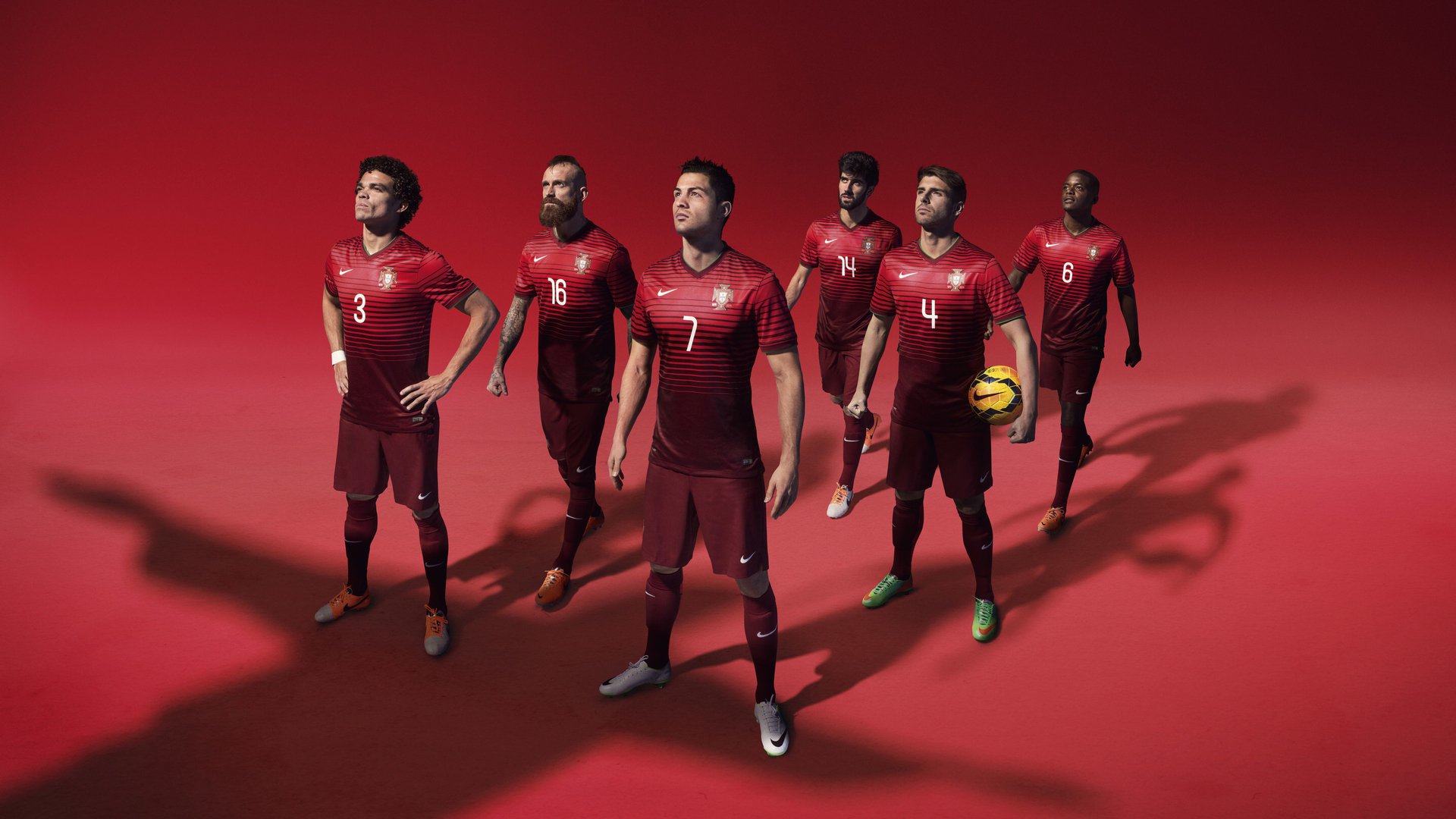 开云电竞服务-挪威女足队攻强守弱，掉入败局，女足5_0挪威